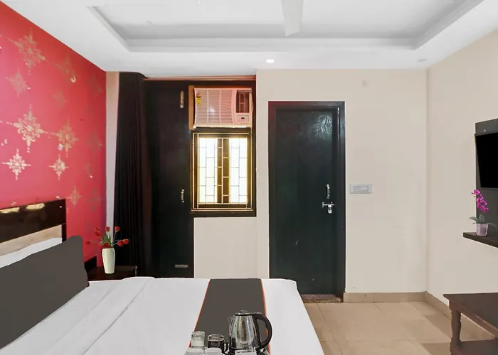 Hotel O Lotus New Delhi